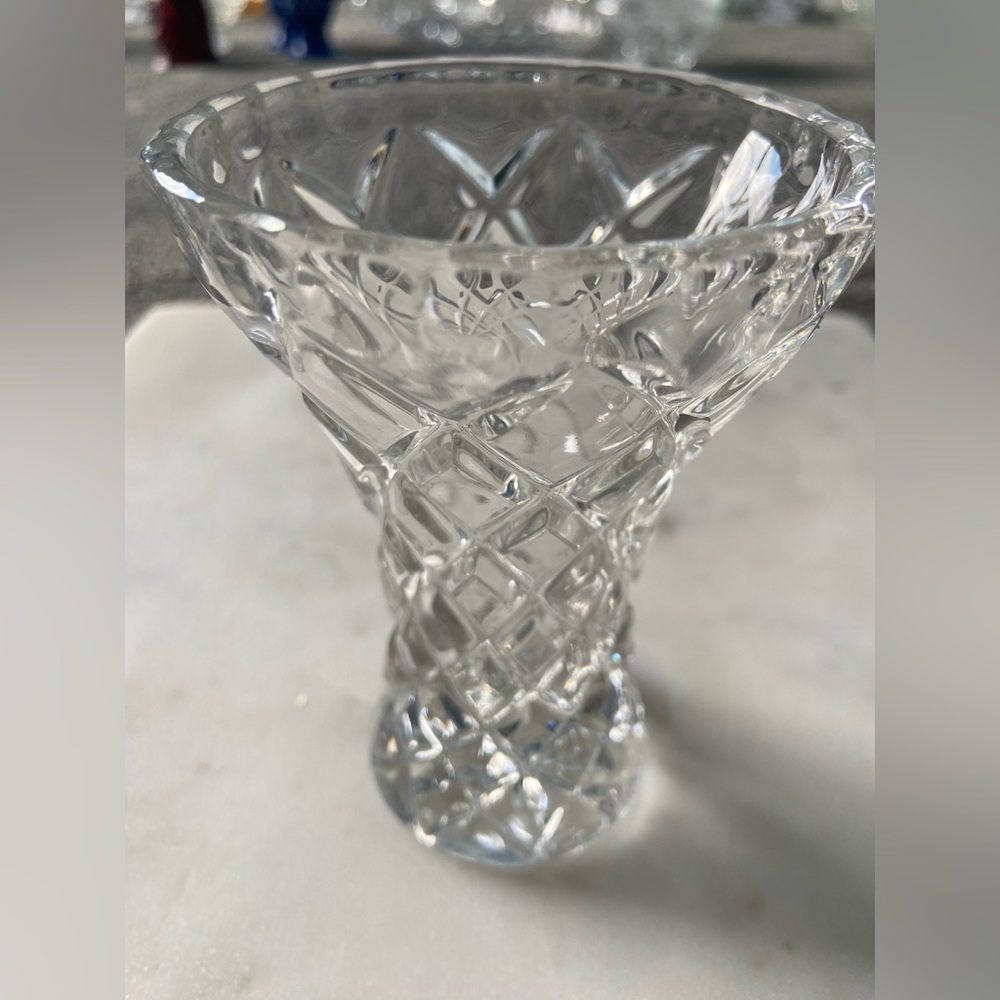 Elegant Crystal Vase